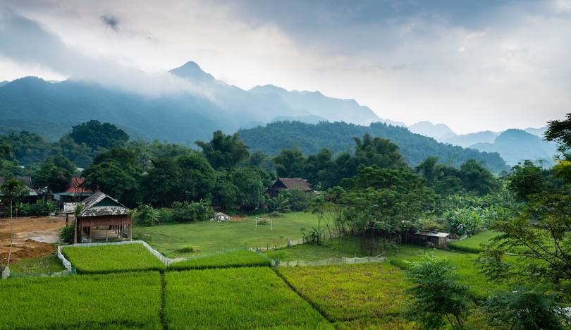 Biking Trip Hanoi Hang Kia, Thung Man, Mai Chau 4 Days